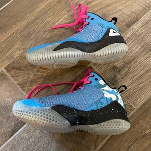 Peak Lou William 1 Miami Color Way Size 7